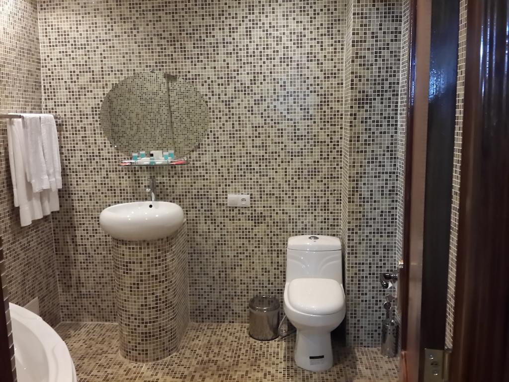 Venezia Palazzo Hotel Jerevan Værelse billede